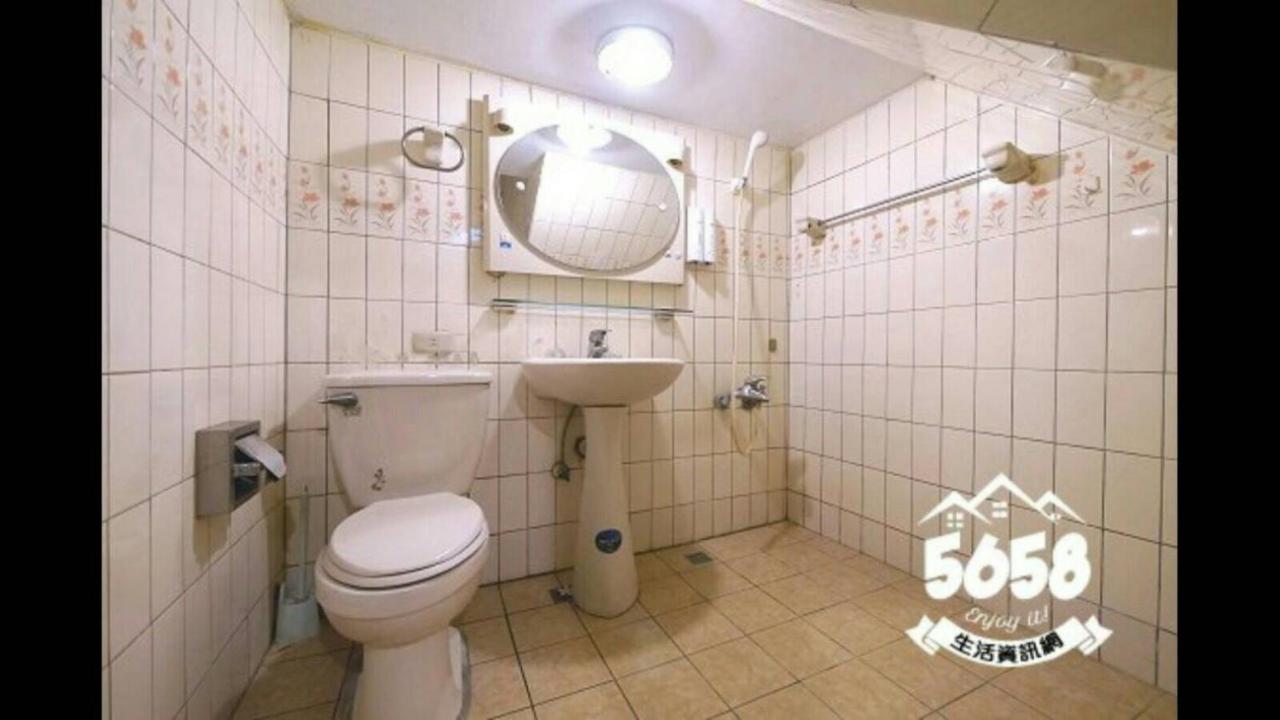 דירות טאיצ'ונג Fengjia Pig'S House מראה חיצוני תמונה